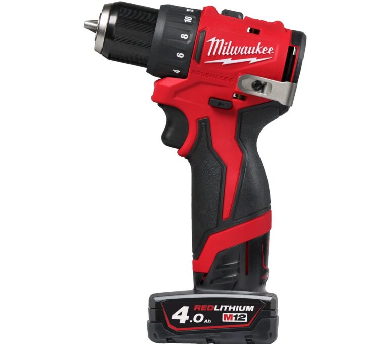 Masina compacta de gaurit Milwaukee, motor fara perii, cu 2 acumulatori M12, incarcator M12, 4933499688 1 Masina compacta de gaurit Milwaukee, motor fara perii, cu 2 acumulatori M12, incarcator M12, 4933499688