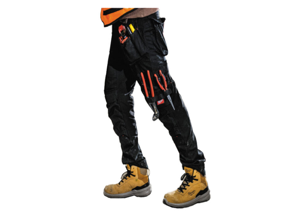 Pantaloni de lucru Milwaukee FREEFLEX Mobillity, marimea 64, negru, 4932498200 1 Pantaloni de lucru Milwaukee FREEFLEX Mobillity, marimea 64, negru, 4932498200