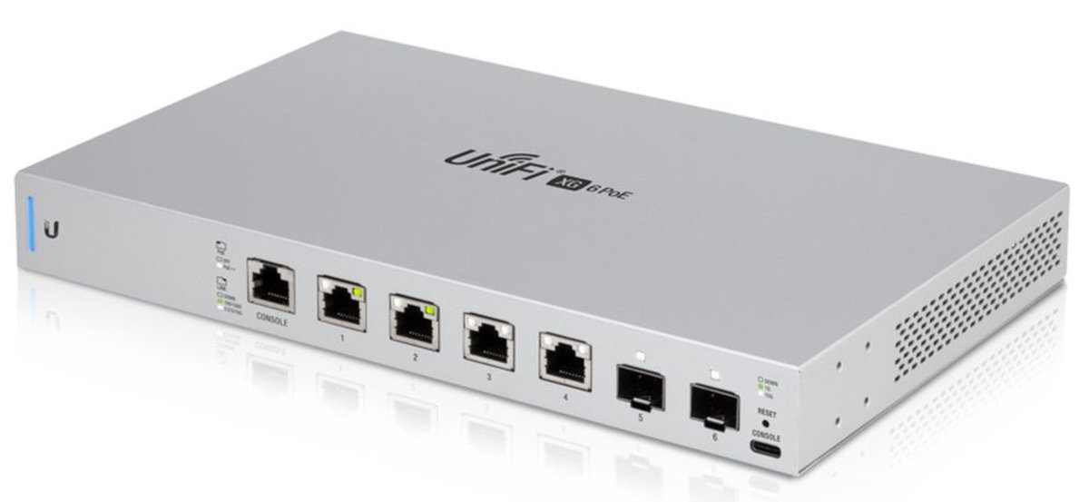 Switch 7 porturi, Ubiquiti US-XG-6POE, 4x 10G PoE, 240W, 2x SFP, 1x Rj45, cu management, montare in rack 1 Switch 7 porturi, Ubiquiti US-XG-6POE, 4x 10G PoE, 240W, 2x SFP, 1x Rj45, cu management, montare in rack