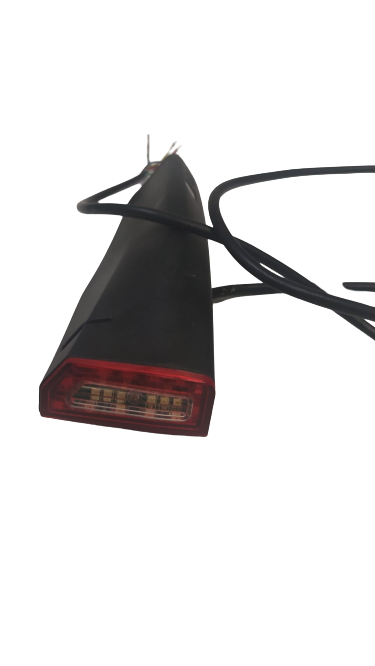 Semnalizare Spate pentru trotineta electrica SPEEDXMAN 10 2022 1 Semnalizare Spate pentru trotineta electrica SPEEDXMAN 10 2022