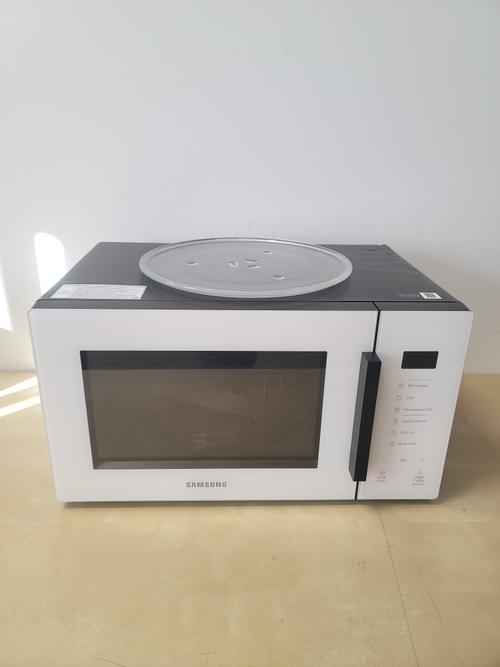 Cuptor cu microunde Samsung MG23T5018CW, 23 l, 800 W, 6 trepte putere, Display LED Touch, Platou 28.8 cm (Alb/Negru)