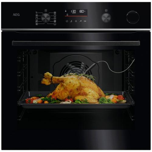 Cuptor incorporabil AEG TR6PB531SB, Electric, 72 l, SteamCrisp-gatire cu abur, Autocuratare pirolitica, Conectivitate WI-FI, Afisaj digital, 45 programe predefinite, Timer cu display electronic, Grill, Senzor gatire, Clasa energetica A++ (Negru)