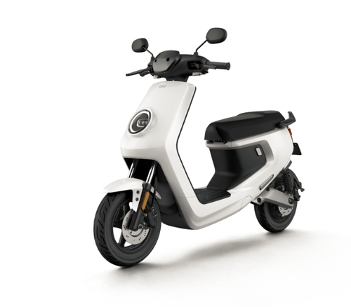 Scuter electric NIU MQi+ Sport, Motor 1200W, Viteza maxima 45km/h, autonomie 45-55km, Cruise control, franare pe disc, GPS (Alb) 1 Scuter electric NIU MQi+ Sport, Motor 1200W, Viteza maxima 45km/h, autonomie 45-55km, Cruise control, franare pe disc, GPS (Alb)